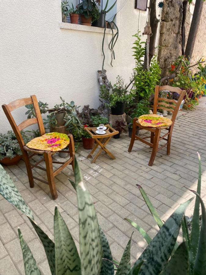 Grandmother'S House ฟามากุสต้า ภายนอก รูปภาพ